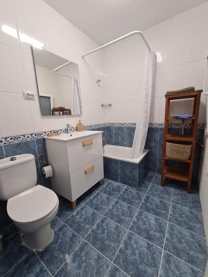 122A - Emblematica Vivienda En Playa San Lorenzo Gijon Bagian luar foto