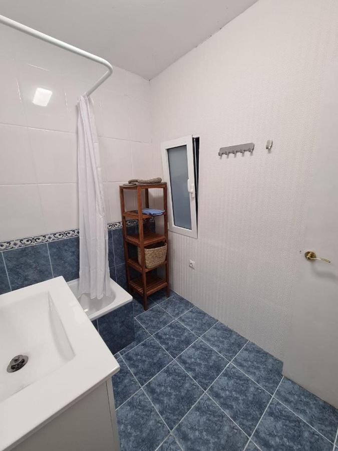 122A - Emblematica Vivienda En Playa San Lorenzo Gijon Bagian luar foto
