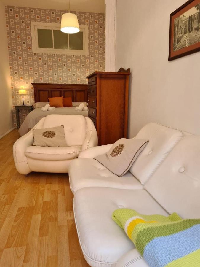 122A - Emblematica Vivienda En Playa San Lorenzo Gijon Bagian luar foto
